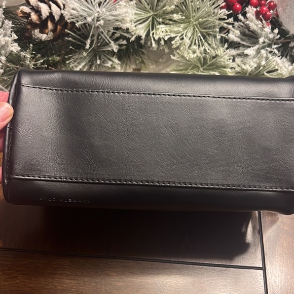 Brand new mens Kenneth Cole travel bag - Picture 10 of 13